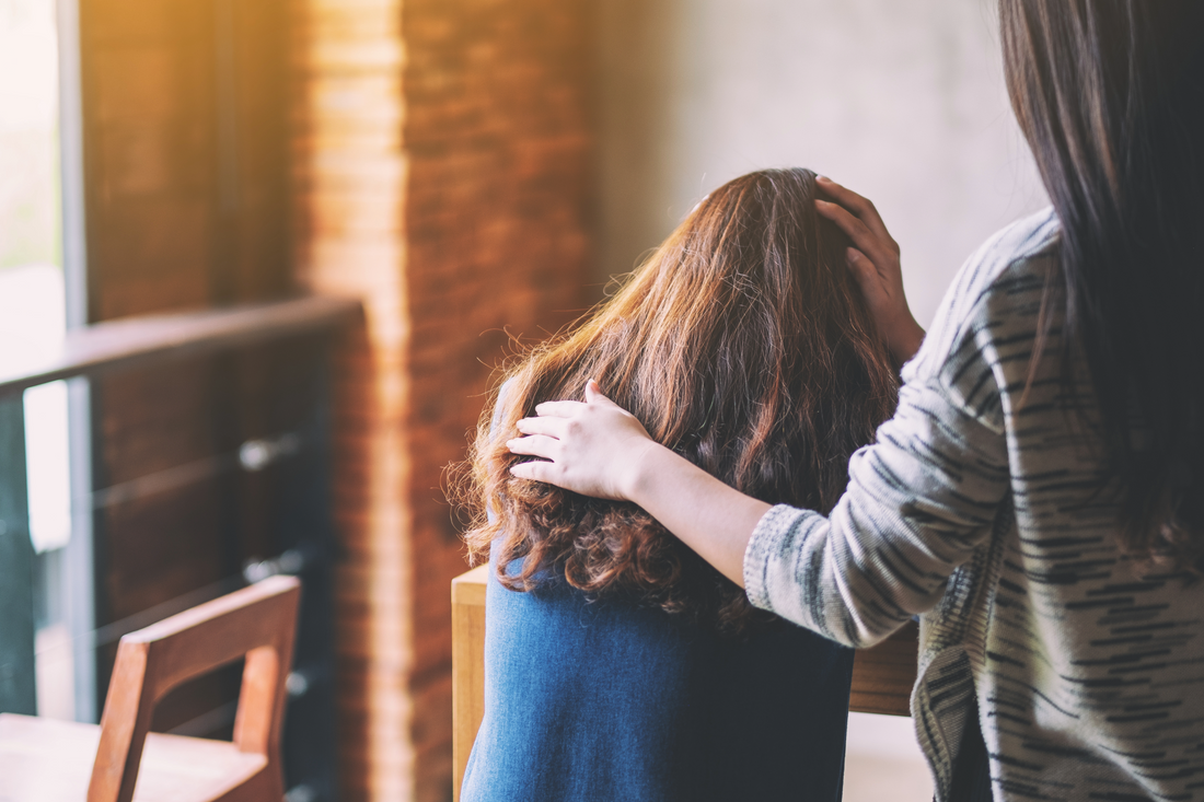 What to Say (and Not Say) to Someone Who's Lost a Pet