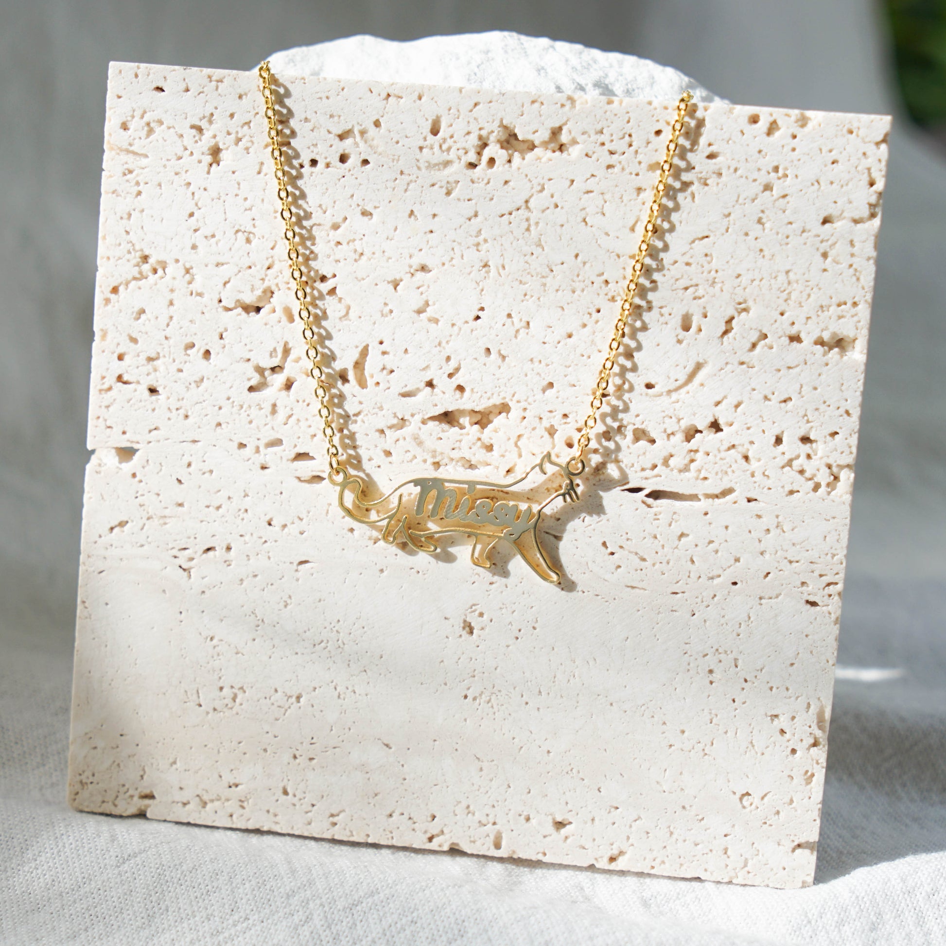 Cat_Necklace_Gold